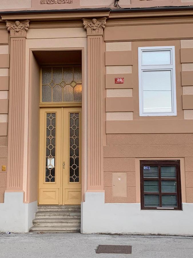 Apartment Mansarda Maribor Exterior photo
